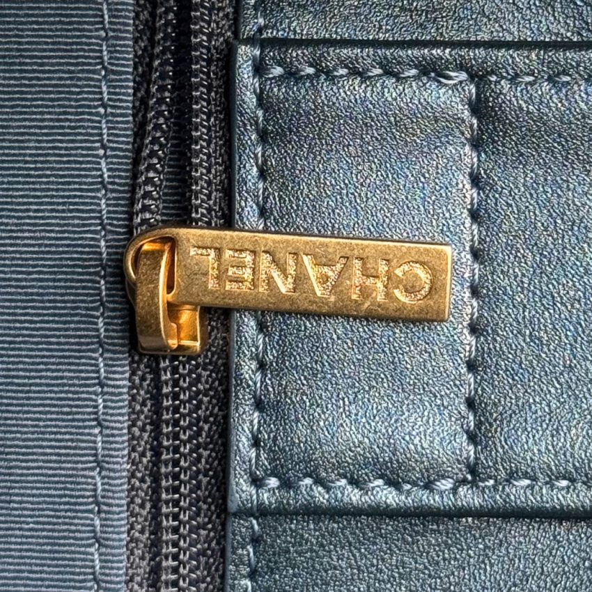 Replica CHANEL 23S Hobo Denim 7 Replica CHANEL 23S Hobo Denim - top-tier luxury replica shoulder bag