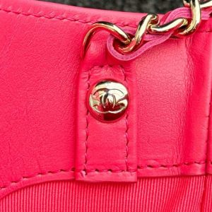 Replica CHANEL 24s Mini Horizontal Rose Red - high-end fake designer purse