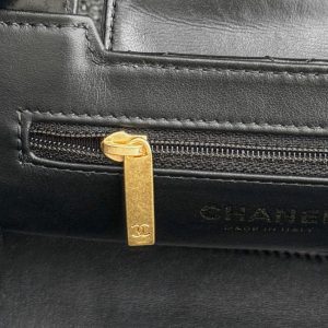 Replica CHANEL 23k Kelly Black 4 Replica CHANEL 23k Kelly Black - realistic designer-inspired fake bag