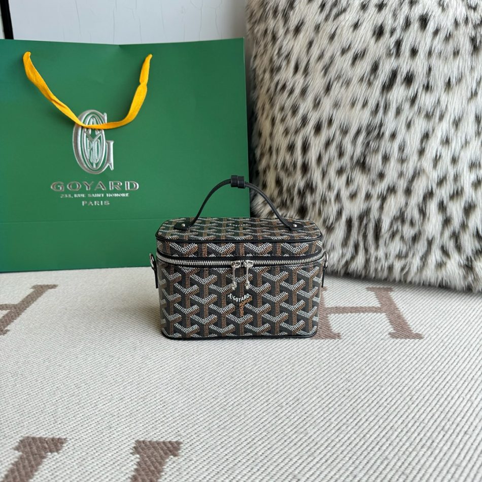 Goyard Muse Mini Vanity Black 2 Fake Goyard Muse Mini Vanity — Trunk-Style Vanity Case Goyardine
