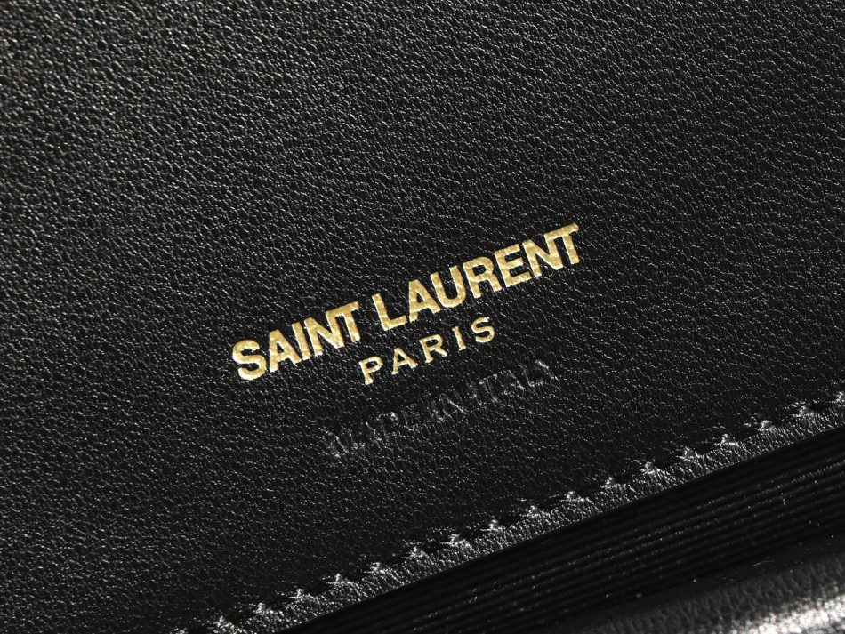 ysl-loulou-envelope-black-3