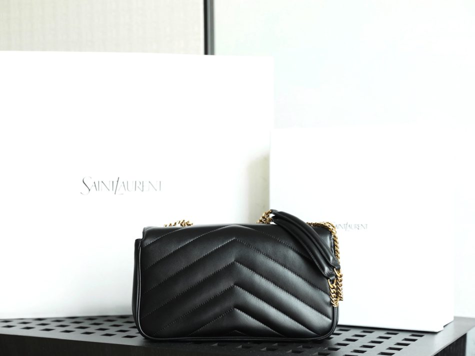 ysl-loulou-envelope-black-5