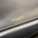 ysl-loulou-envelope-top-handle-envelope-7