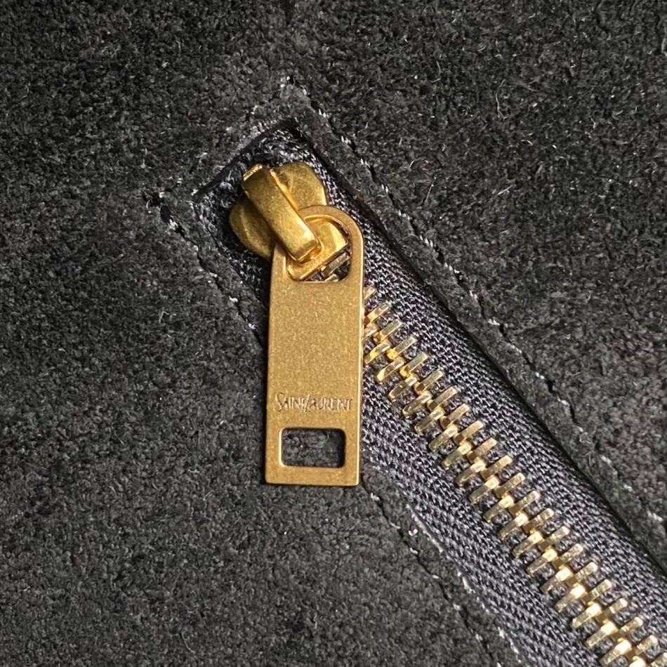 ysl-mombasa-large-black-7